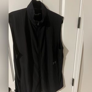 Under Armour light vest